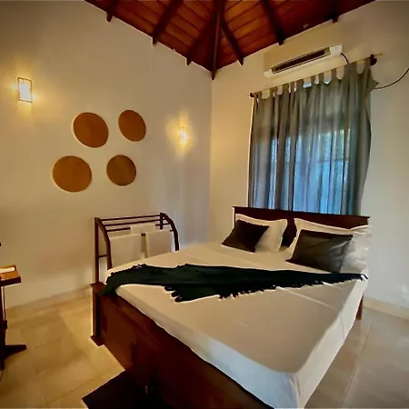 Kingcity Resort Anuradhapura Exterior photo